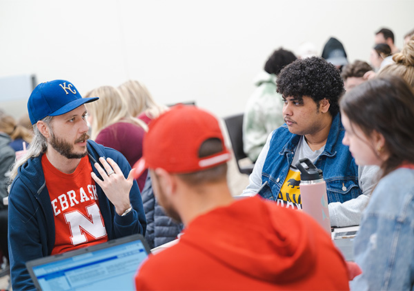 Andrew Hannah working with students.